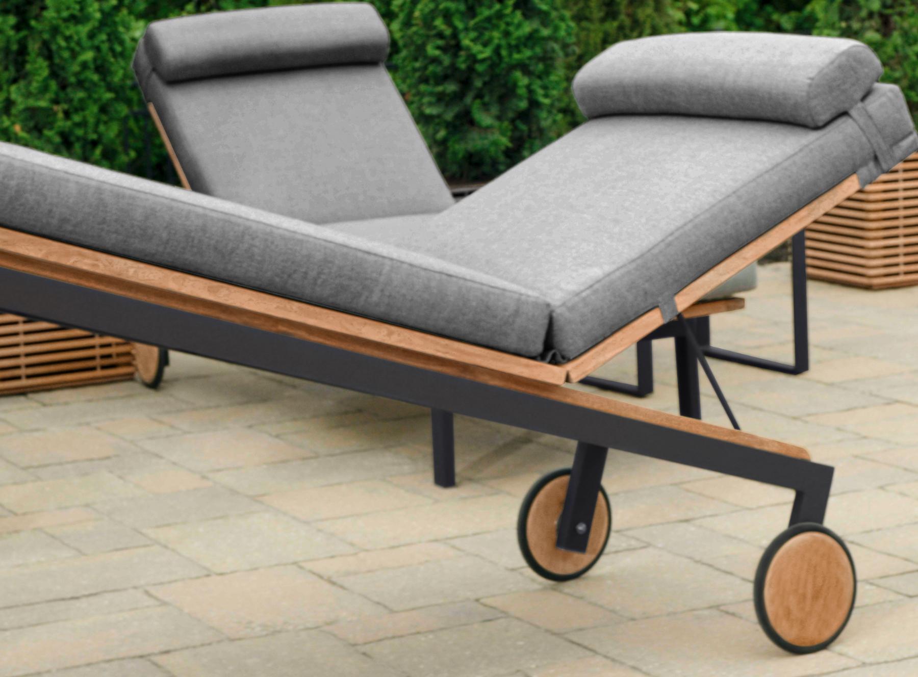 Chaise Lounges Chairs - Move it where you need it